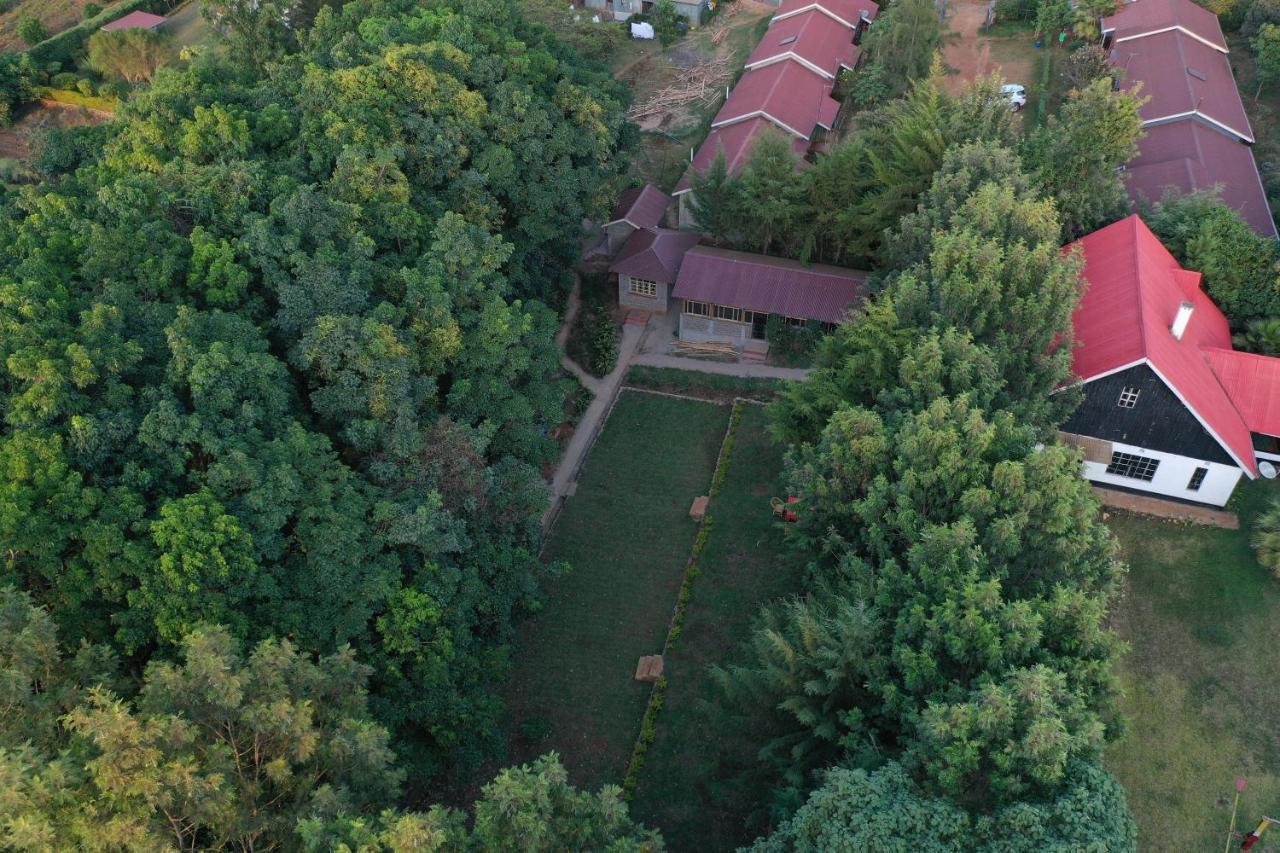 Africana Yard Kitale Ngoại thất bức ảnh